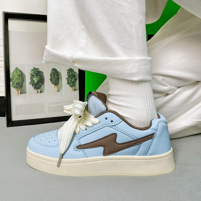 Casual Retro Niche Shoes, Board Shoes, Low-top Bread, Versatile Sports Shoes