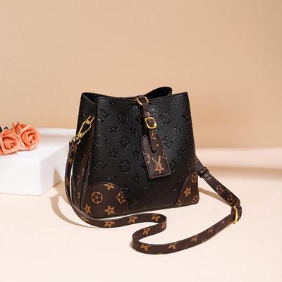 "Celebrity Fashion Embossed Crossbody Bucket Bag - Large Capacity, Retro Classic Print Handbag"
