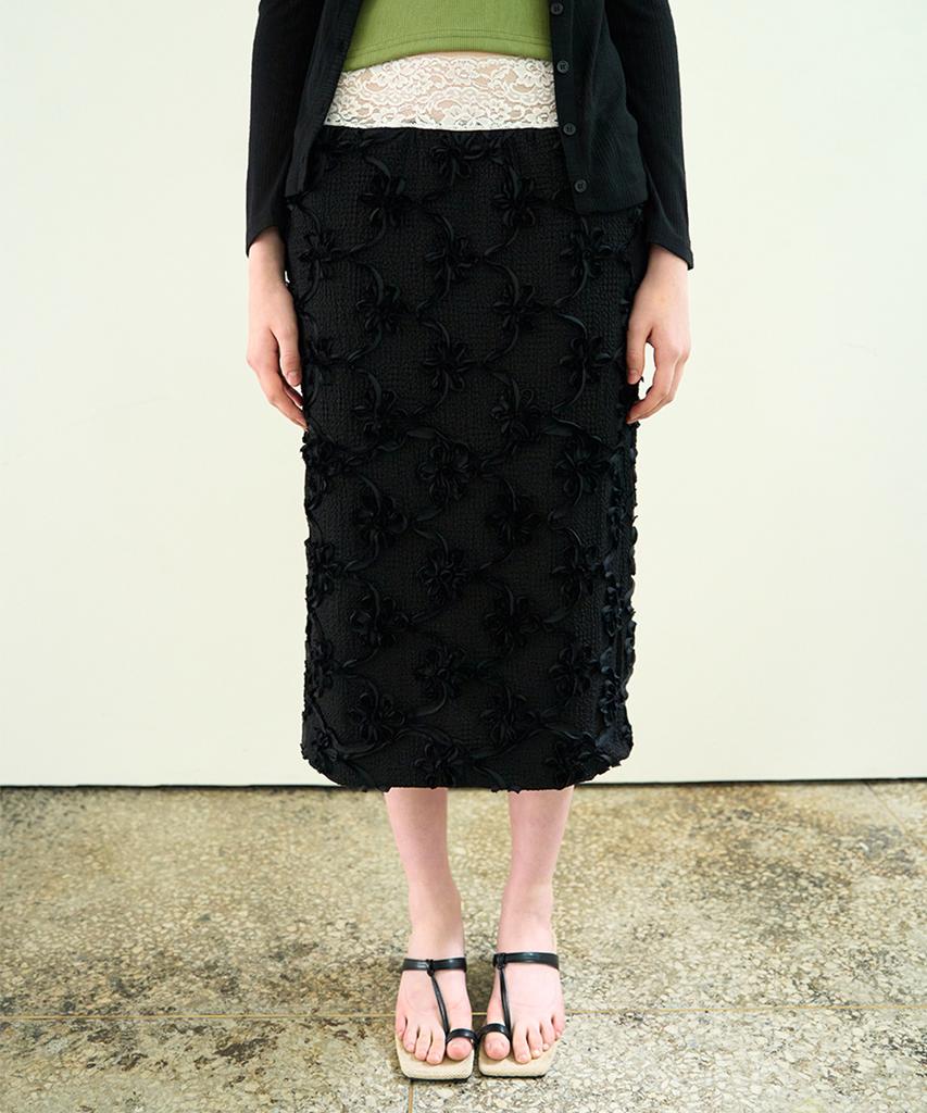 Wimenong Bloom Texture Midi Skirt