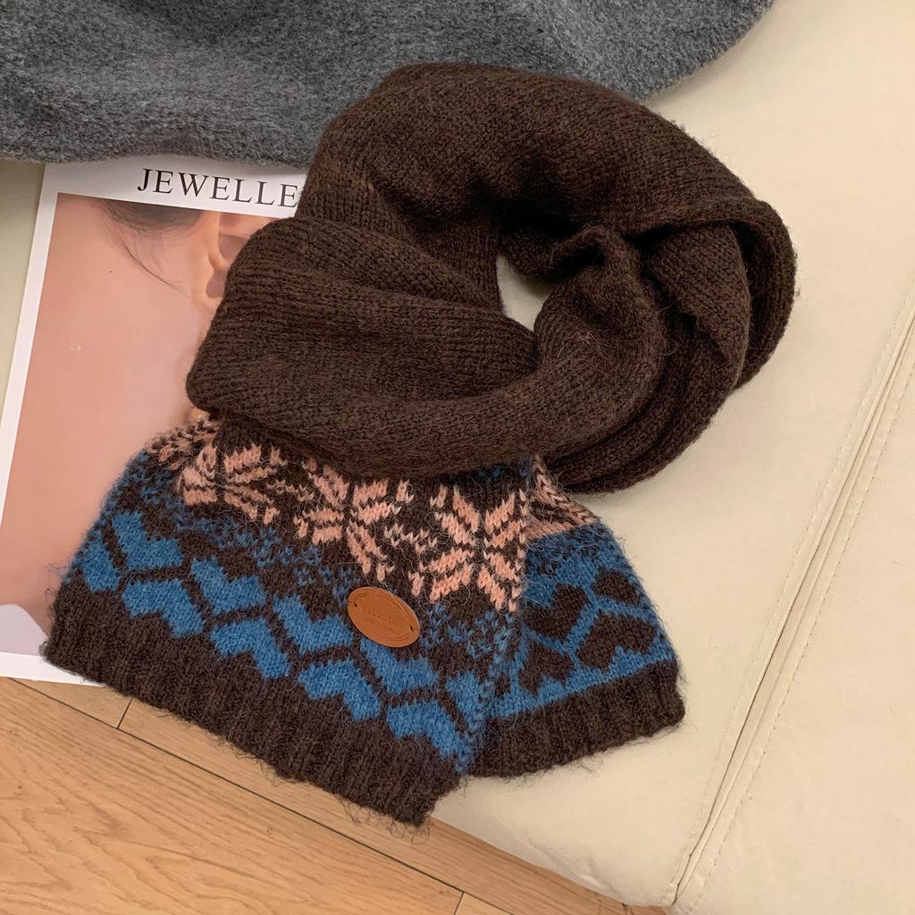 Fair Island coffee-colored jacquard knitted scarf for women's autumn and winter new retro neck protection, warm and cold-proof thickened scarf