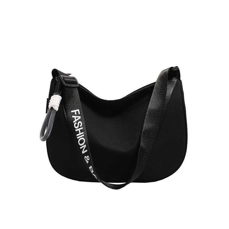 Spacious Dumpling Crossbody Bag Women Versatile Casual Sporty Shoulder Bag Trendy