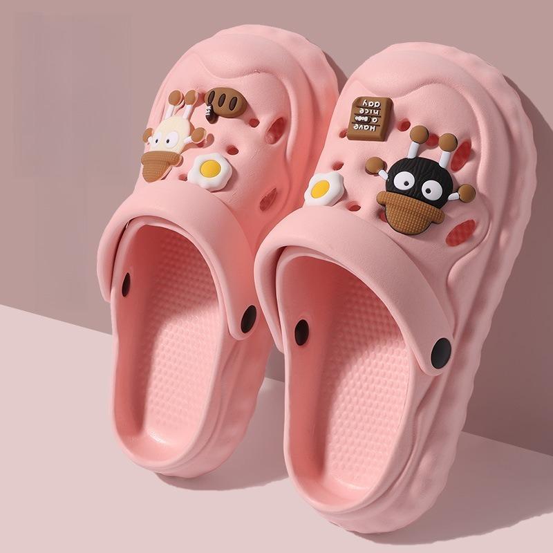 Stepping On Poop Feeling Cool Slippers Anti Slip and Wear-resistant Height Increasing Outdoor Hole Shoes