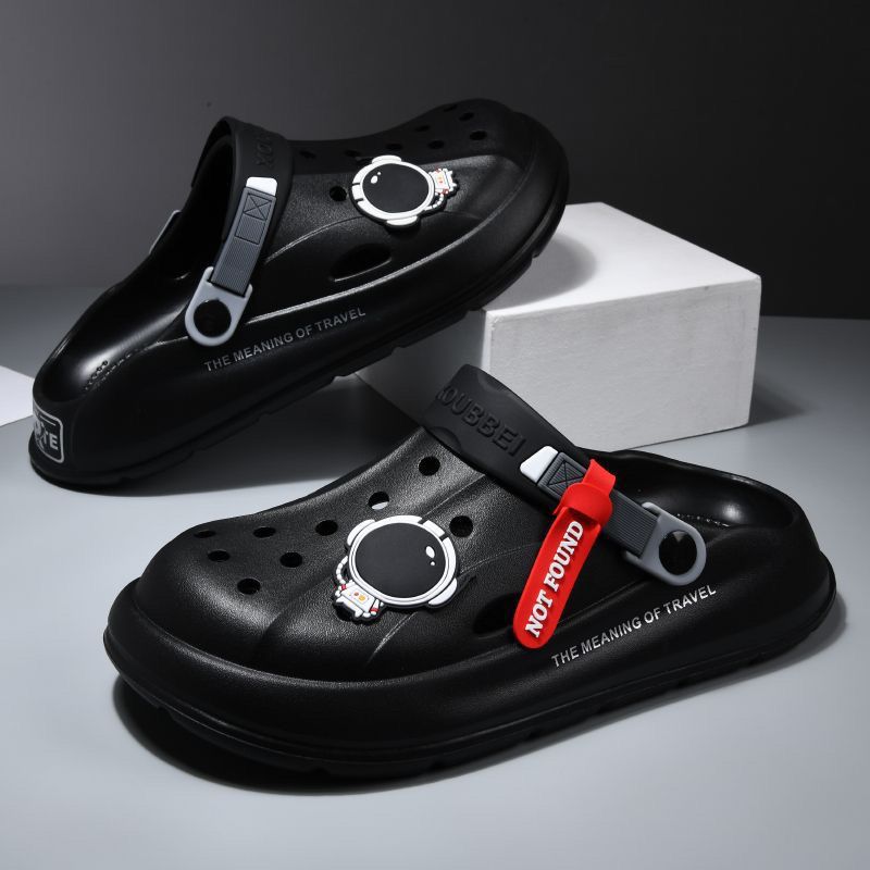 Thick-soled Hole Shoes Men's 2025 New Non-slip Thick-soled Light and Breathable Beach Bag Head Cool Slippers