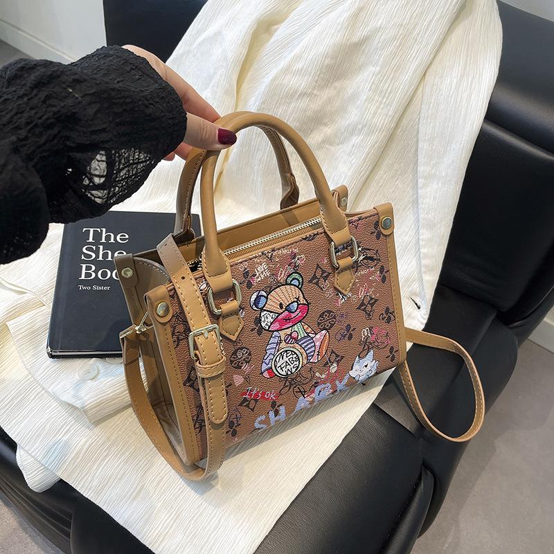 Bear Graffiti Portable Tote Bag Summer New Niche Design Versatile Fashion Printed Shoulder Messenger Bag