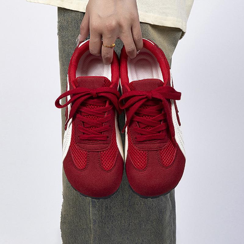 2025 Autumn New Foreign Trade Large Size Women's Live Broadcast Explosion Retro Ugly Cute Versatile Height Increase Sports and Leisure Shoes