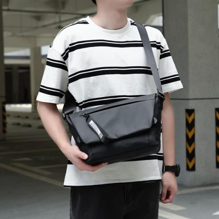 Casual Messenger Bag Waterproof Shoulder Bag
