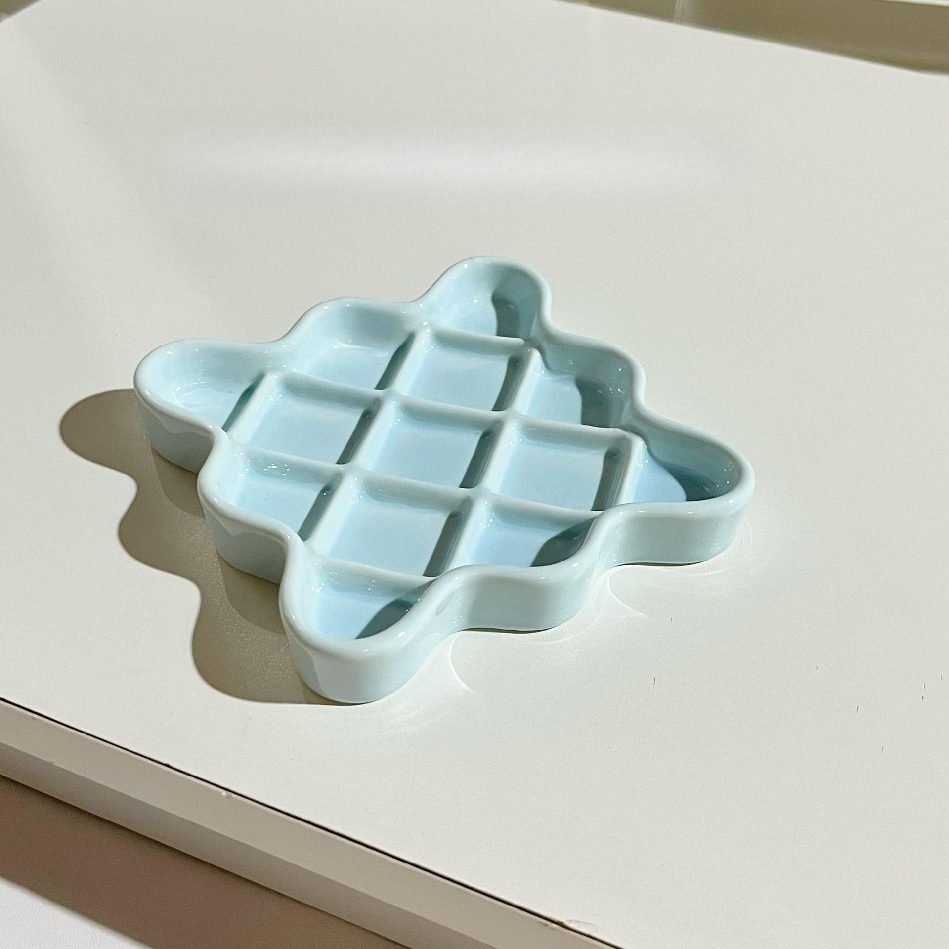 

Креативная керамическая дофаминовая миска для домашних животных, консервная миска для лизания, предотвращающая удушье, горшок для собачьего корма, предотвращающий черную подбородок у кошек, тарелка для медленного кормления синий