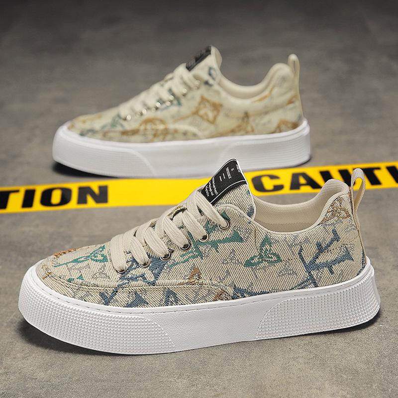 Men's Shoes Summer New Breathable Canvas Shoes Versatile Lightweight Soft Sole Non-slip Low-top Board Shoes Men