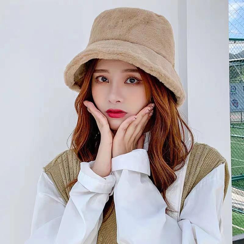 Faux Fur Winter Bucket Hat for Women Girls Fuzzy Soft Warm Hat Women's Furry Rave Fisherman Cap for Casual Trips Sports Skiing