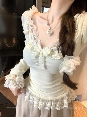 Women's V-Neck French Lace Patchwork Long-Sleeve T-Shirt - Slim Fit, Waist-Cinched - Perfect for Spring, Autumn, Winter