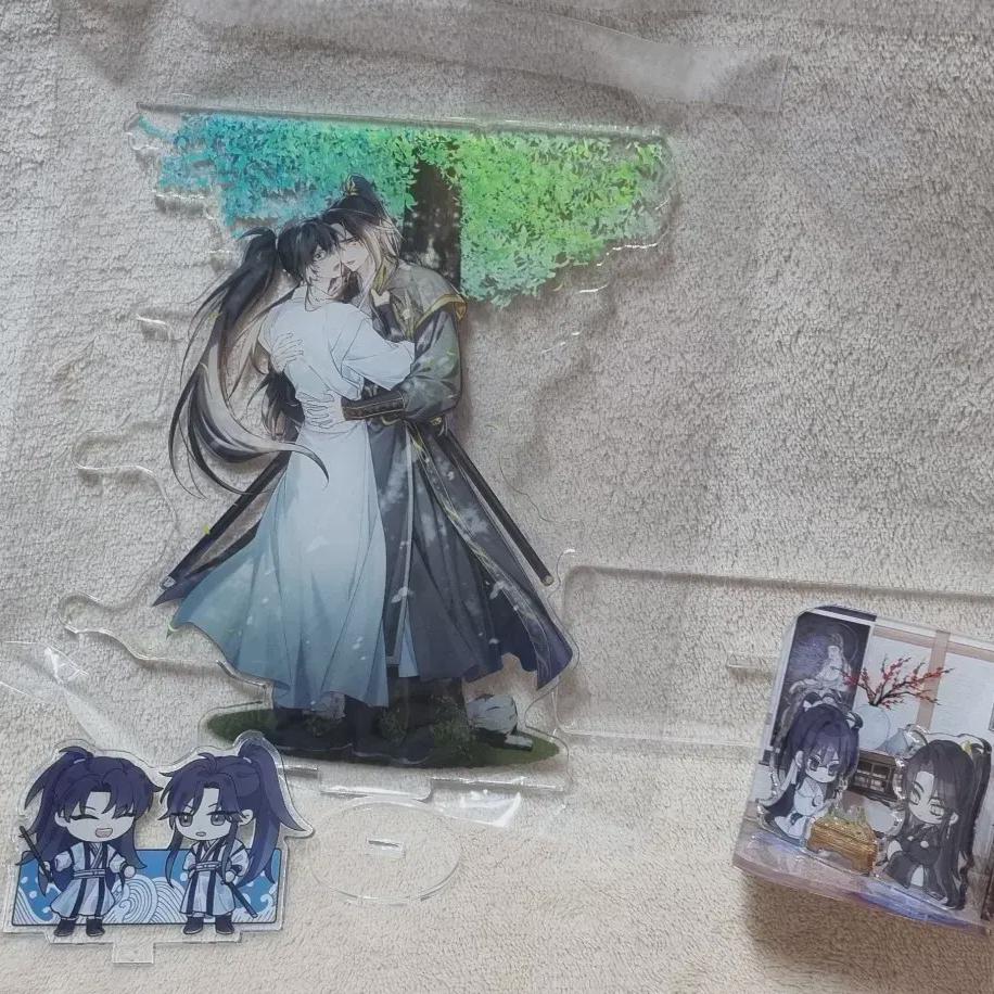 

Партия акриловых подставок Jinhonki