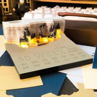 3D Notizblock, 2025 Tischkalender Notizblock, Magisches Schloss Wochenkalender mit Lichtern 3D Papierkunst Notizblock mit Lichtern Stifthalter