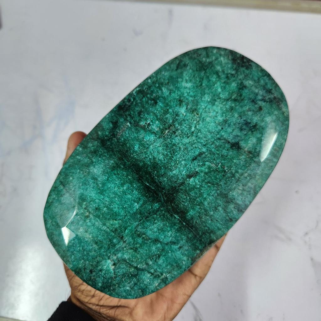Natural Big Size Oval Cut Green Emerald 6520 Ct Loose Earth Mined Gemstone