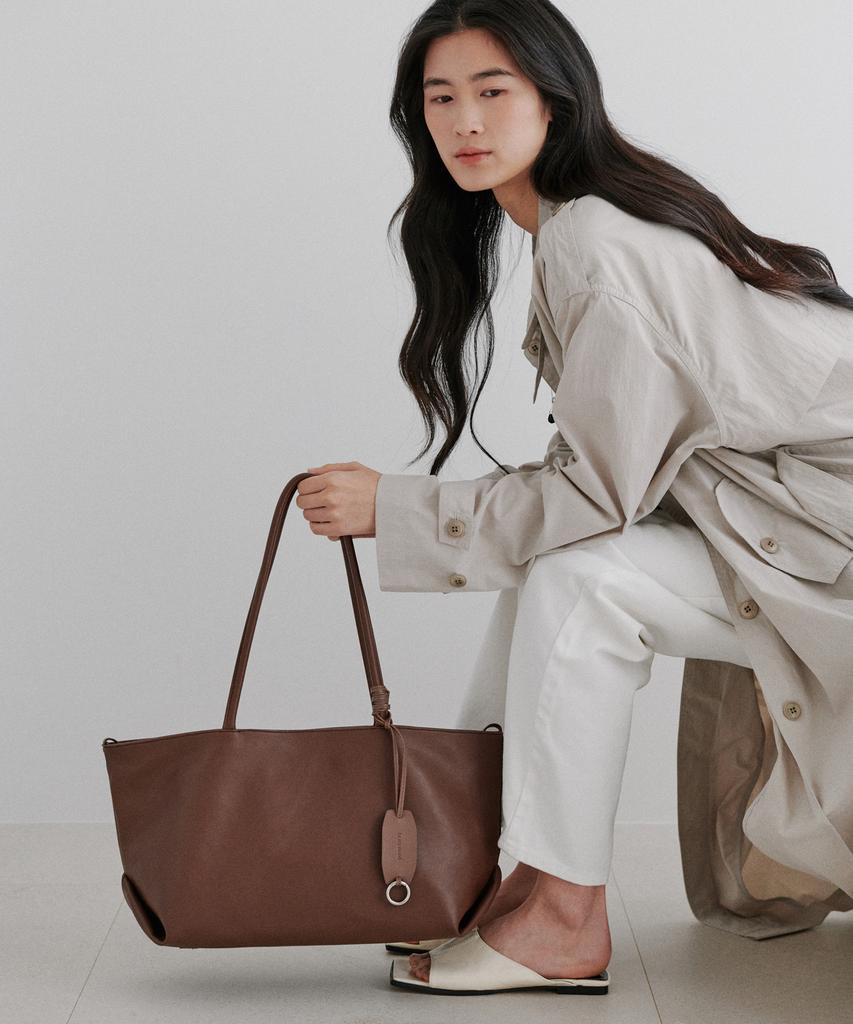 Bemymood Plie Bag - Satin Brown