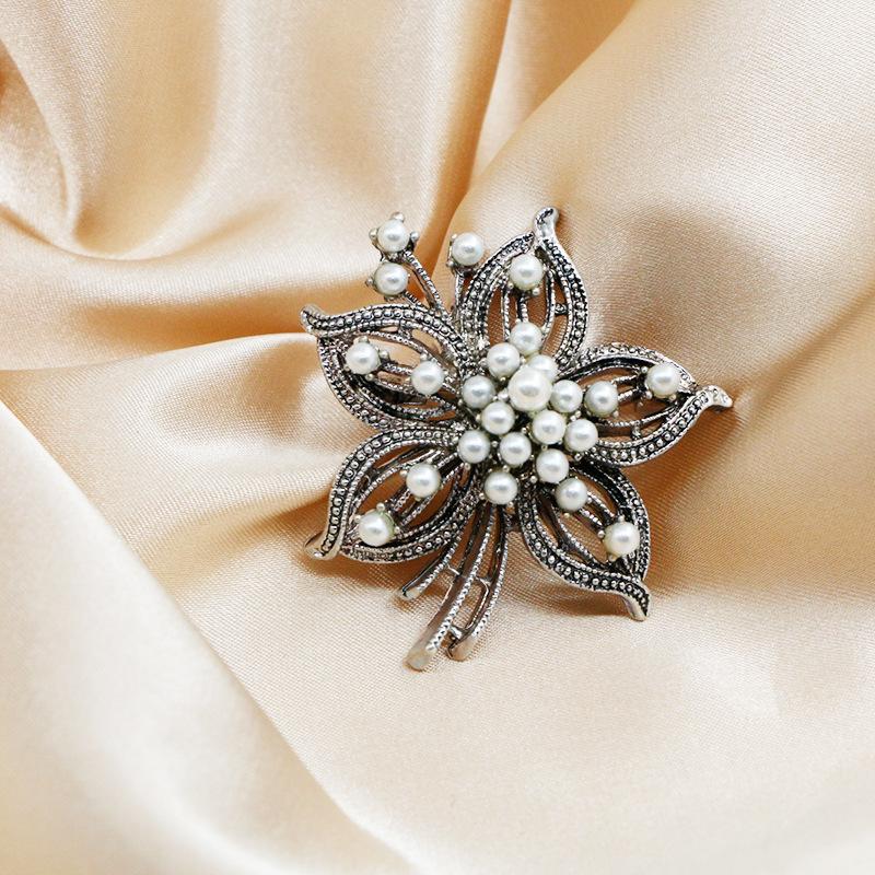 

Модная брошь в виде жемчужного листа, креативная дикая одежда с высококачественной ретро-брошью, настраиваемая