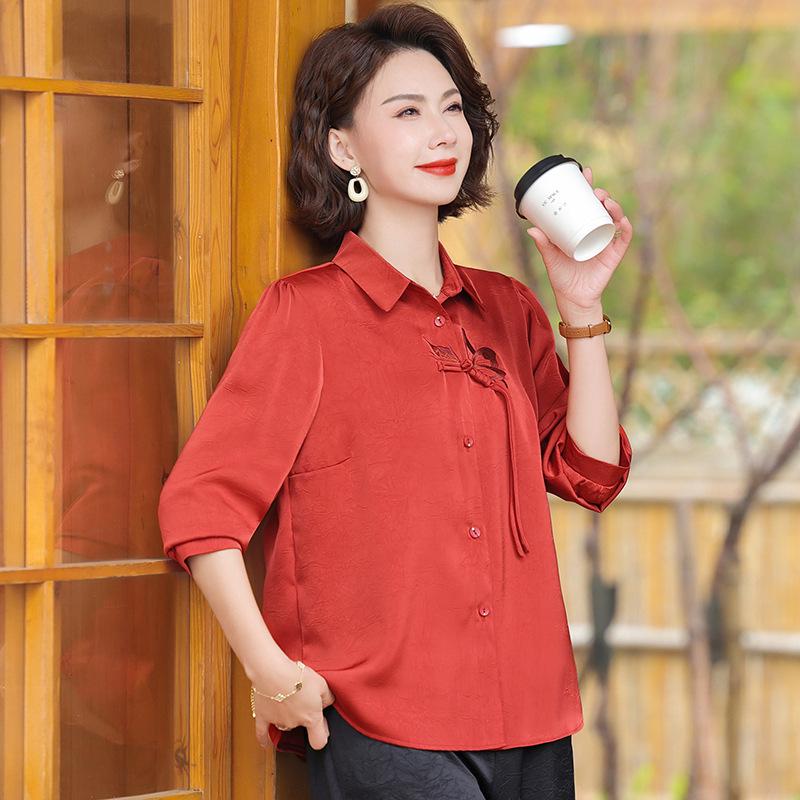 

2026 New Stylish Slimming T-Shirt for Middle-Aged and Elderly Women 4XL (Recommended 130-145 jin)