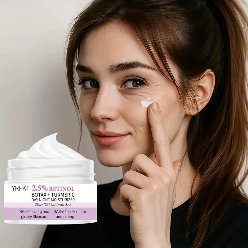 Deep moisturizing eye cream, brightening and eliminating eye puffiness, removing dark circles, wrinkles, anti-aging, and smoothing eye skin