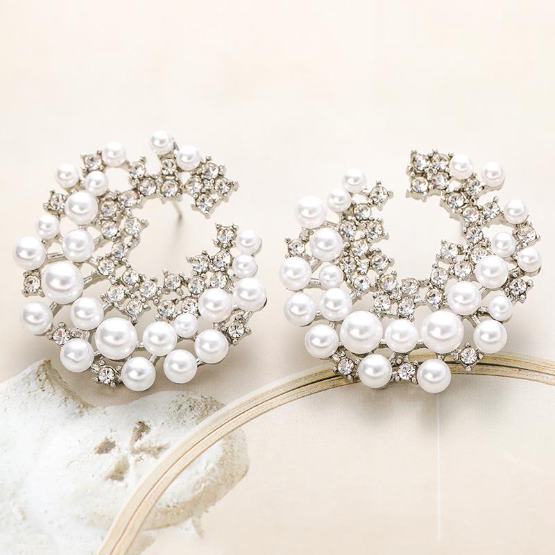 Korean Luxury C-Shaped Pearl & Diamond Imitation Silver Earrings - Versatile High-End Fashion