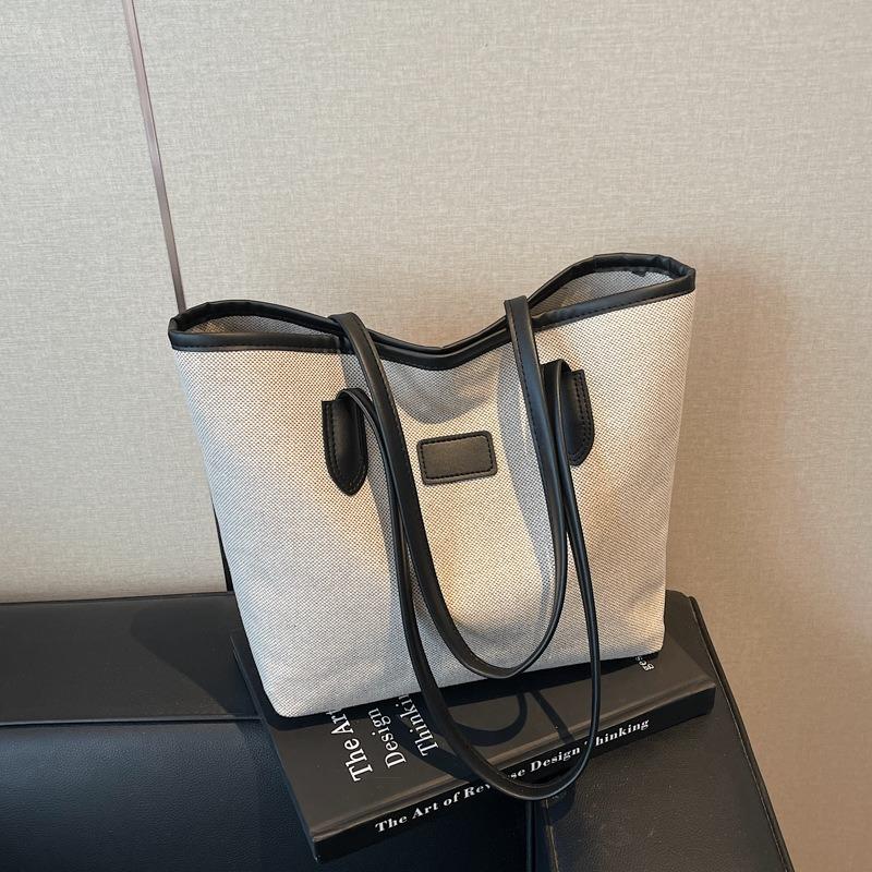 New high-end large-capacity women's bag versatile commuter shoulder underarm bag simple hand-held tote bag