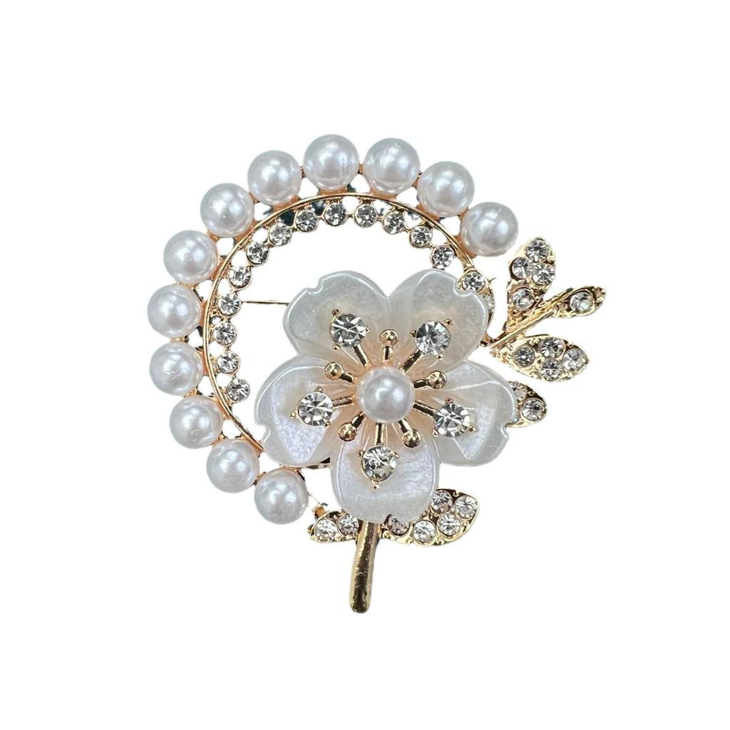 Autumn-Winter Plum Blossom Brooch: Versatile, Fashionable Flower Corsage for Added Elegance