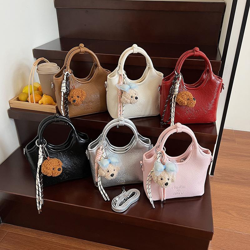 Popular Fashion Bag Women's Handbag 2025 New Messenger Bag Bucket Bag High-end Texture Simple Temperament Bag