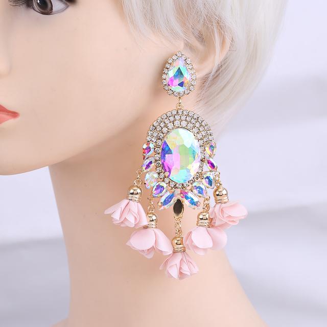 Aretes De Mujer Modernos Módní náušnice kapkové náušnice pro ženy Květinový střapec Náušnice Svatební Brincos šperky Dívka Dárky