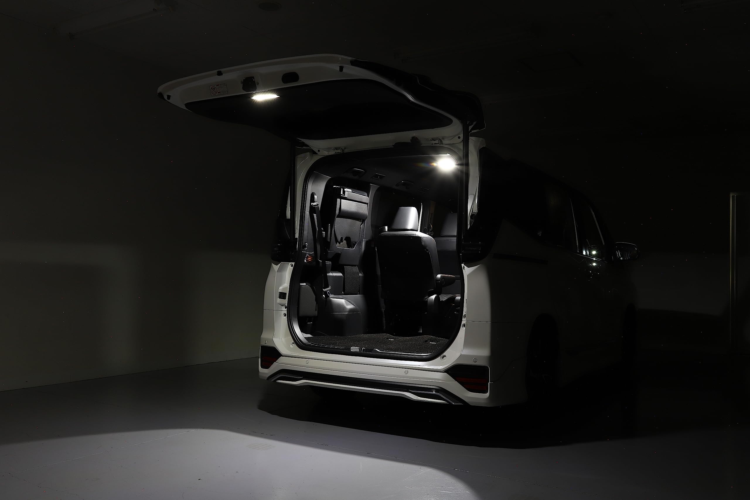 

Noah 90 Series Voxy 90 Series Luggage LED Extension Kit Touch Sensor Toyota NOAH VOXY 80 Parts AVEST