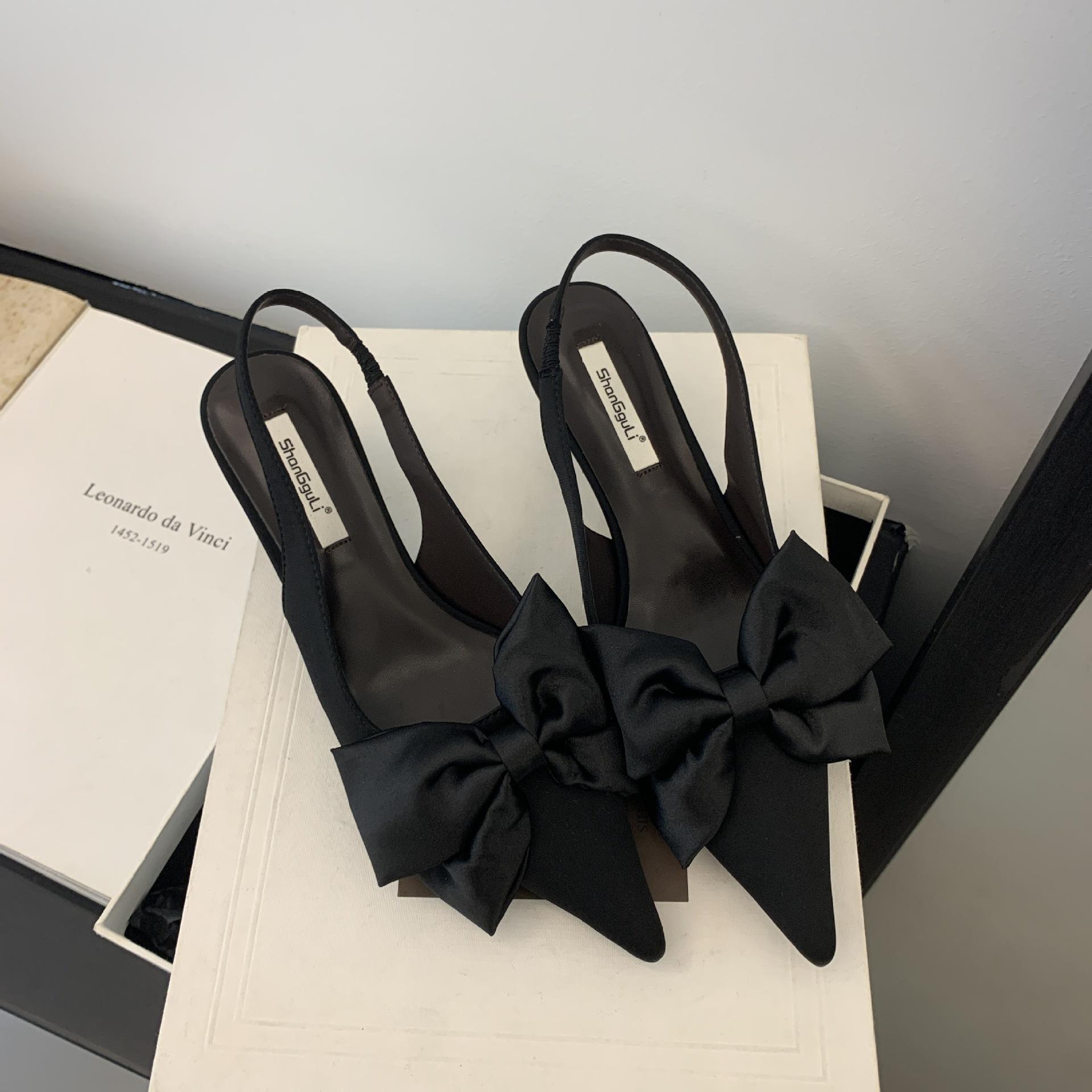 

Летние французские задние пустые одинарные туфли женские туфли модные универсальные сандалии с сумкой 39 чёрный