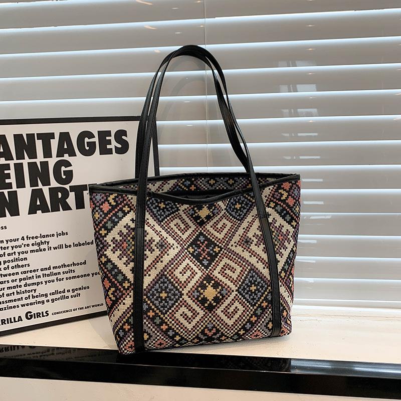

PU big bag women 2025 new trendy Internet celebrity fashion large capacity shoulder bag versatile ins ethnic style tote bag чёрный