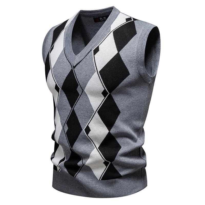 Autumn and Winter Men's New Knitted Sweater Vest Fashion V-neck