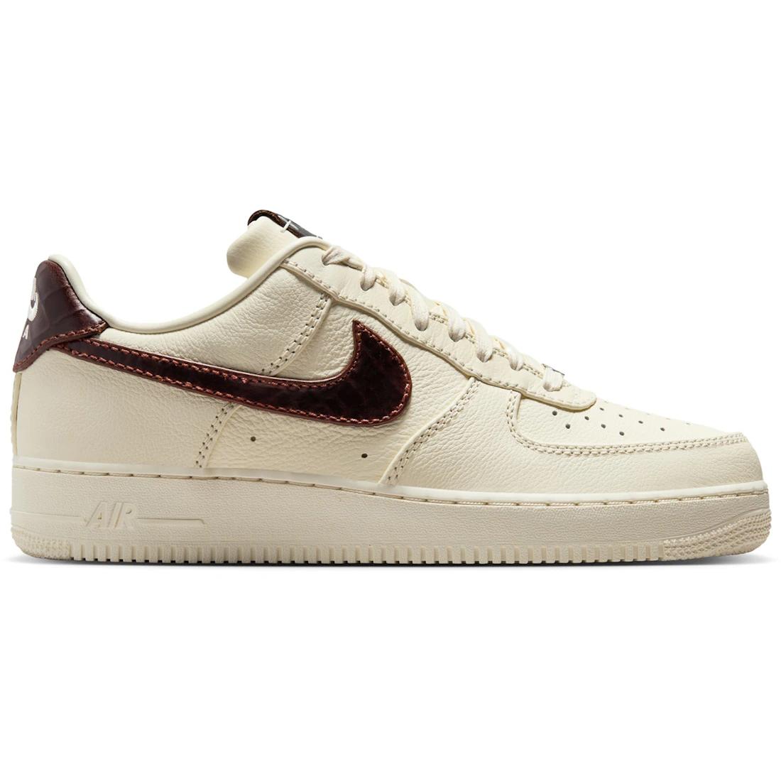 

Кроссовки Nike Air Force 1 Low 07 Мягкий жемчужно-коричневый крокодил(IH7332-001) 41