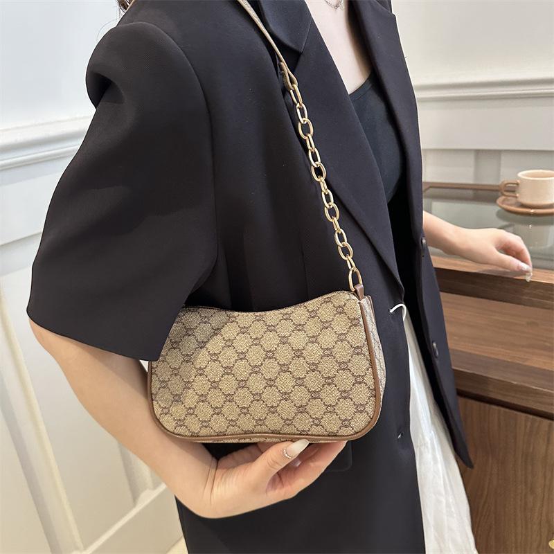 Einfache Freizeittasche Damen 2024 Frühjahr neue ausländische Stil Kette Umhängetasche lässig Pendler kleine quadratische Tasche Umhängetasche
