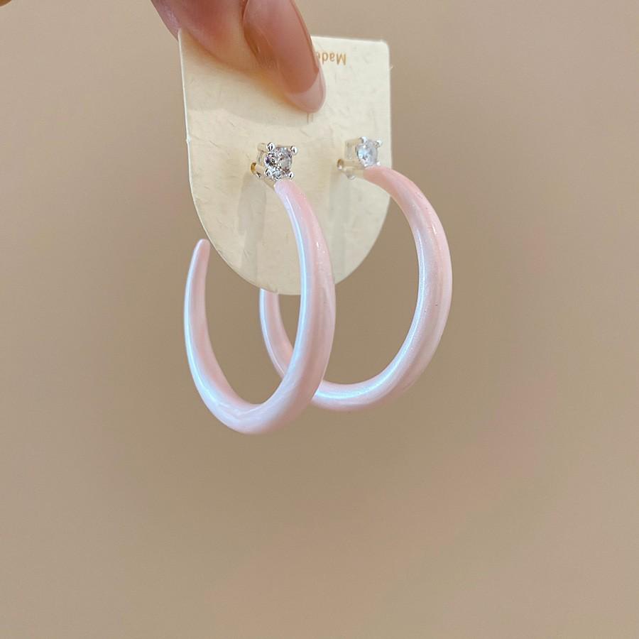 Silver Needle Pink Cubic Zirconia Flower Stud Earrings – Elegant & Delicate Accessories for Women.