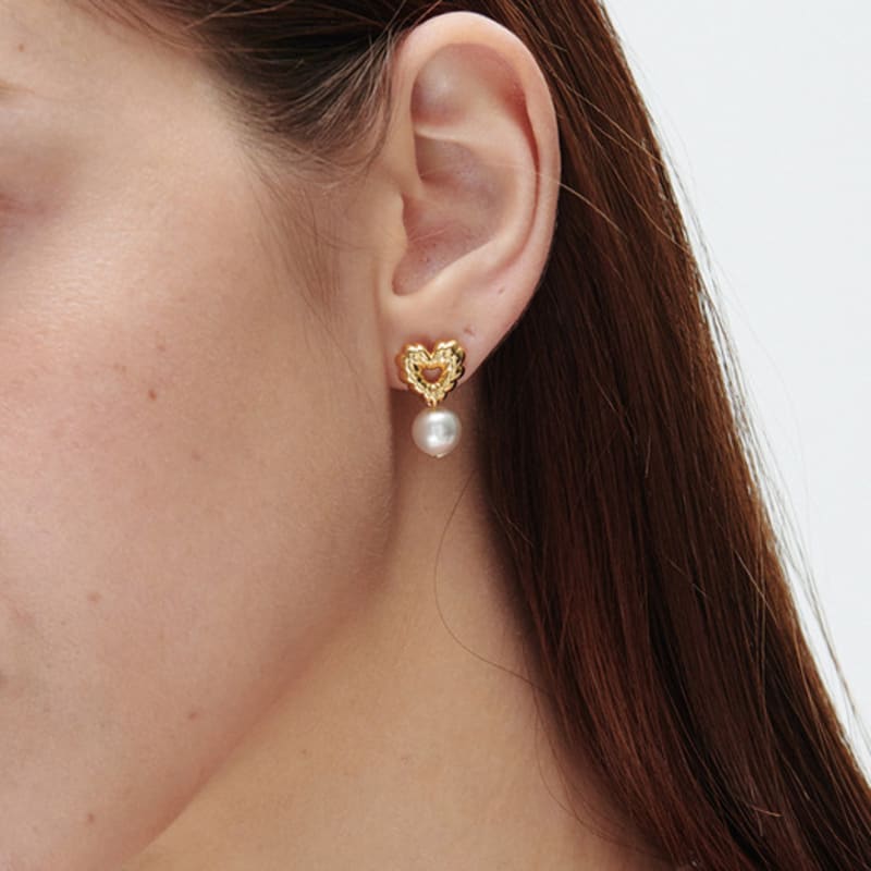 

MATIAS Cushion pearl Earring (Gold) Gold