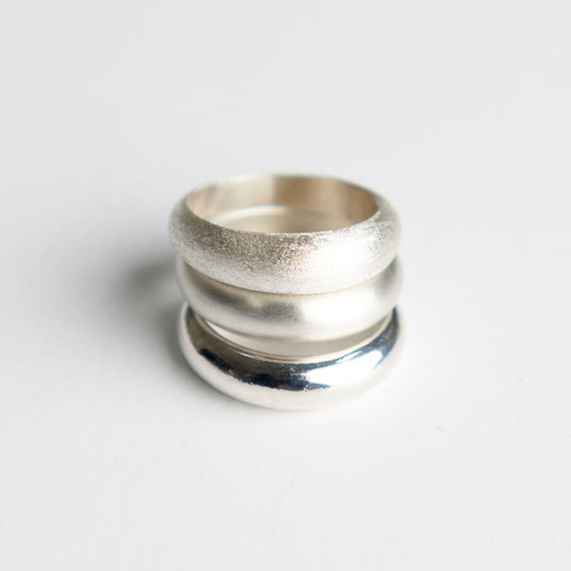 

emott Grandma Ring _Texture (single item) gold