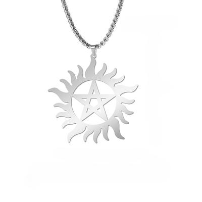 Colar com pingente de pentagrama de sol brilhante, aço inoxidável, sobrenatural, caixa de instrução, colares para casal, mulheres e homens