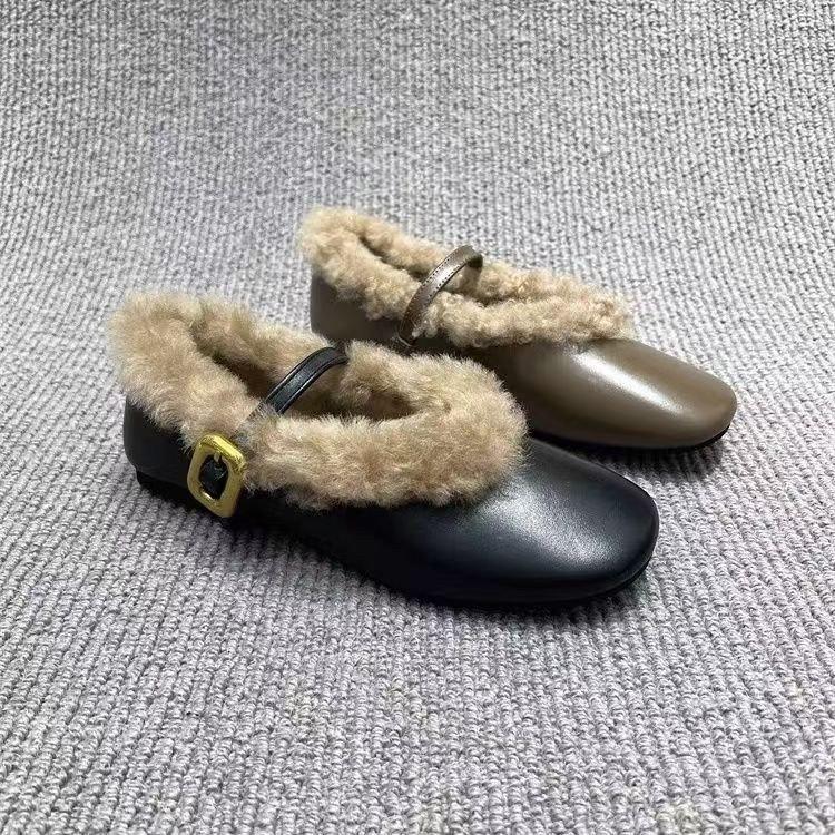 Fleece to keep warm with one pedal, wear small leather shoes outside, women's 2025 winter Doudou shoes, fleece thickened soft-soled fluffy shoes
