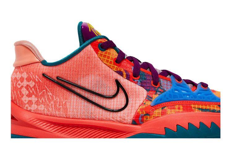 Men's Sneakers Nike Kyrie Low 4 EP '1 World 1 People'