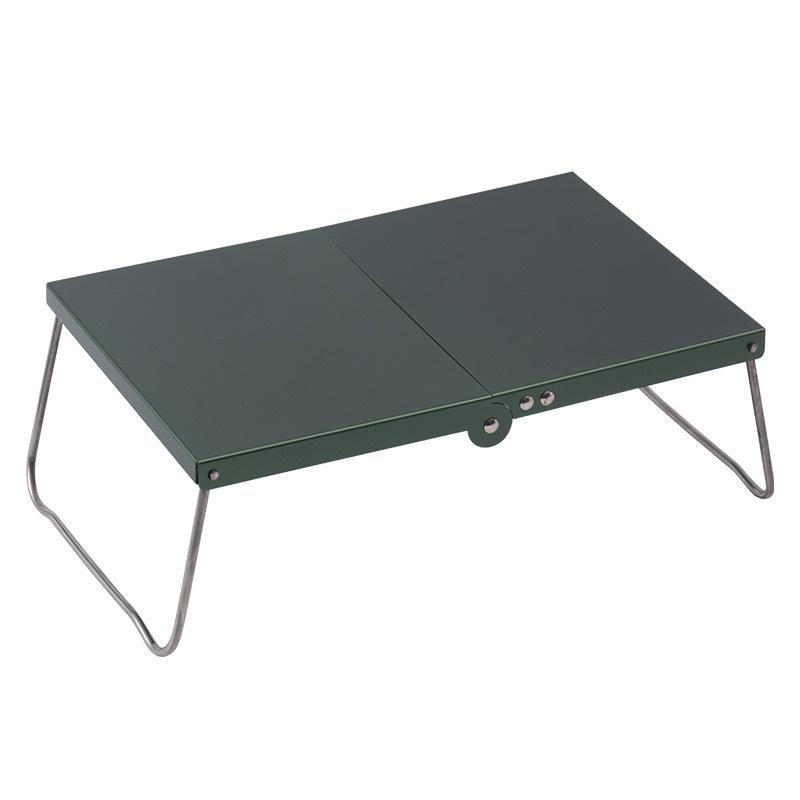 Ultra-Light Aluminum Folding Camping Table: Portable, Compact, Perfect for BBQs and Outdoor Leisure.