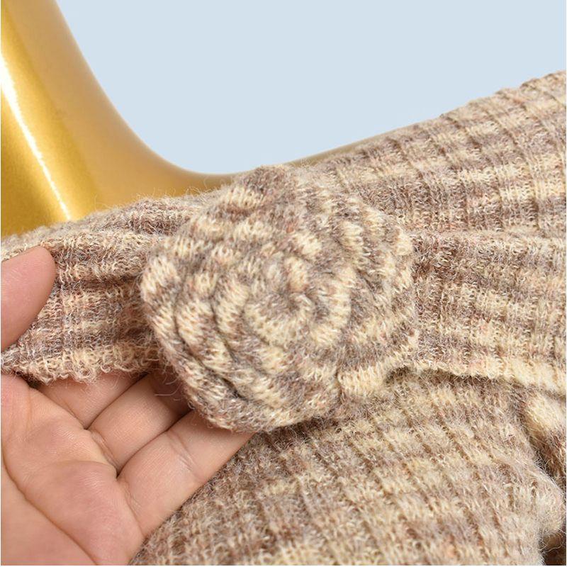 French Style Blooming off-Shoulder Long Sleeve Knitted Autumn New Slim Fit Design Bottoming Shirt Slim Fit Slimming Temperament Top
