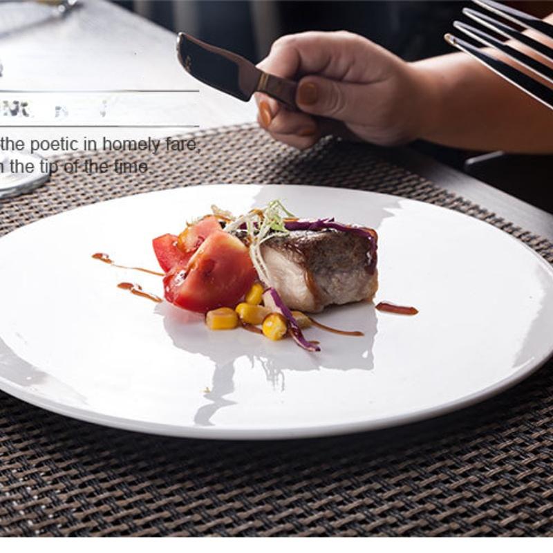 White Ceramic Steak Plate Sushi Cake Dessert Flat Plate Characteristic Hotel Restaurant Dinner Plate Round Western Food Plate