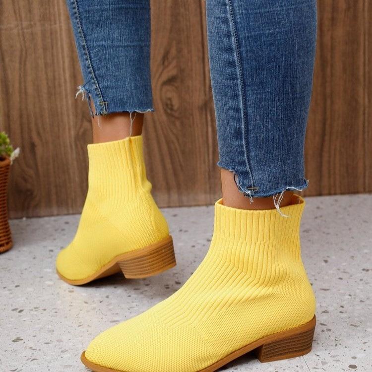 Single boots 2025 new large size autumn pointed French thick heel women's knitted Martin boots French style