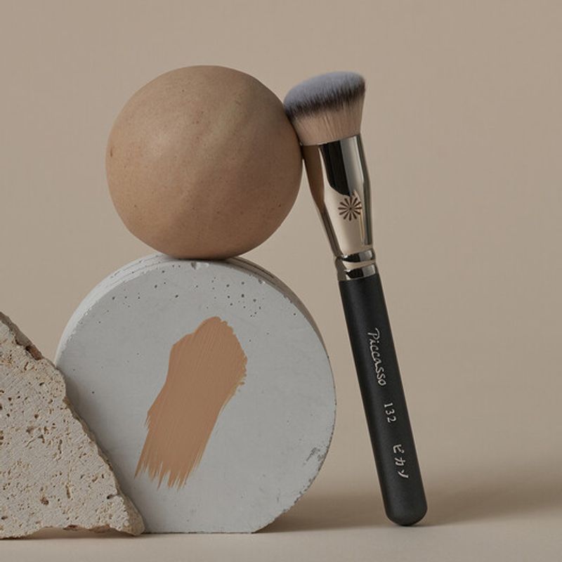 Piccasso 132 Foundation 132 Foundation