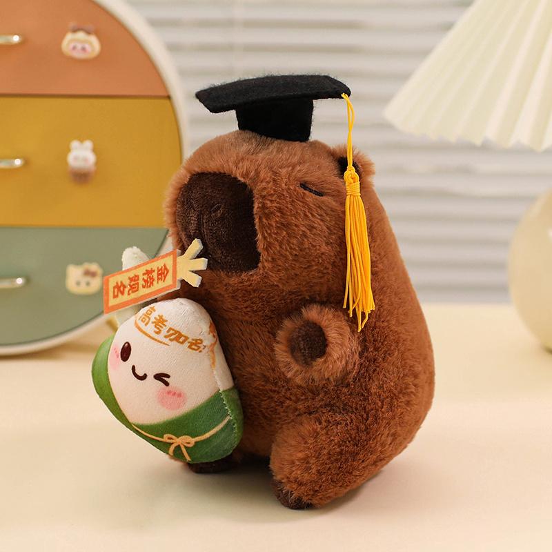 12cm Cartoon Spaß Abschlusskappe Capybara Plüschtier Anhänger Schwimmring Arzthut Frosch Capybara Plüschspielzeug Heimdekoration Geschenk für Kind