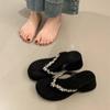 Strass Flip-Flops Plateau Damen Sommer 2025 Neu Oberbekleidung Mode Erhöhter Keilabsatz Küstenkühle Slipper Sandalen