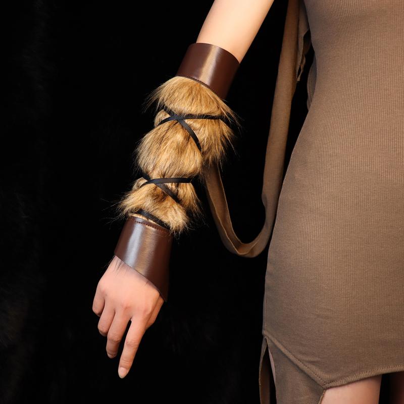 Medieval PU Leather Arm Guards Gauntlet Bracer With Fur Trim For Viking Knight Larp Cosplay Costume Unisex Armor Accessory