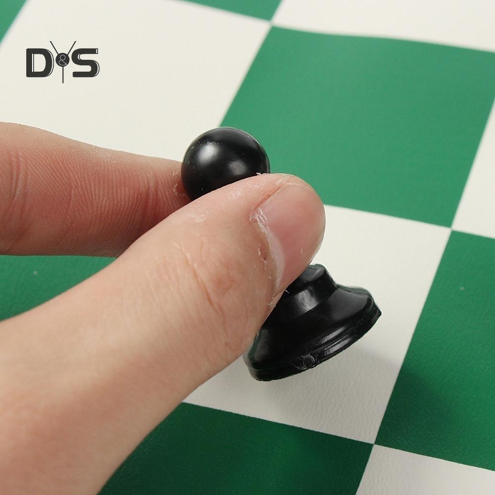 Portable 32 Pieces Intelligence Contemporary Tournament Chess Set Travel Game