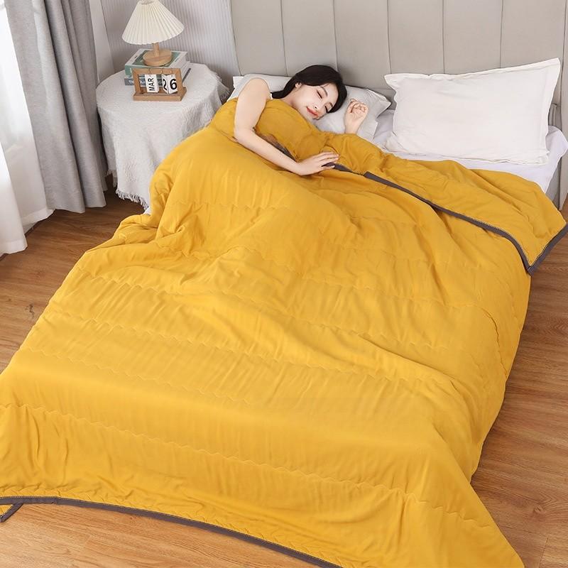 Water Wash Cotton Comforter For Single And Double Beds With Easy Maintenance