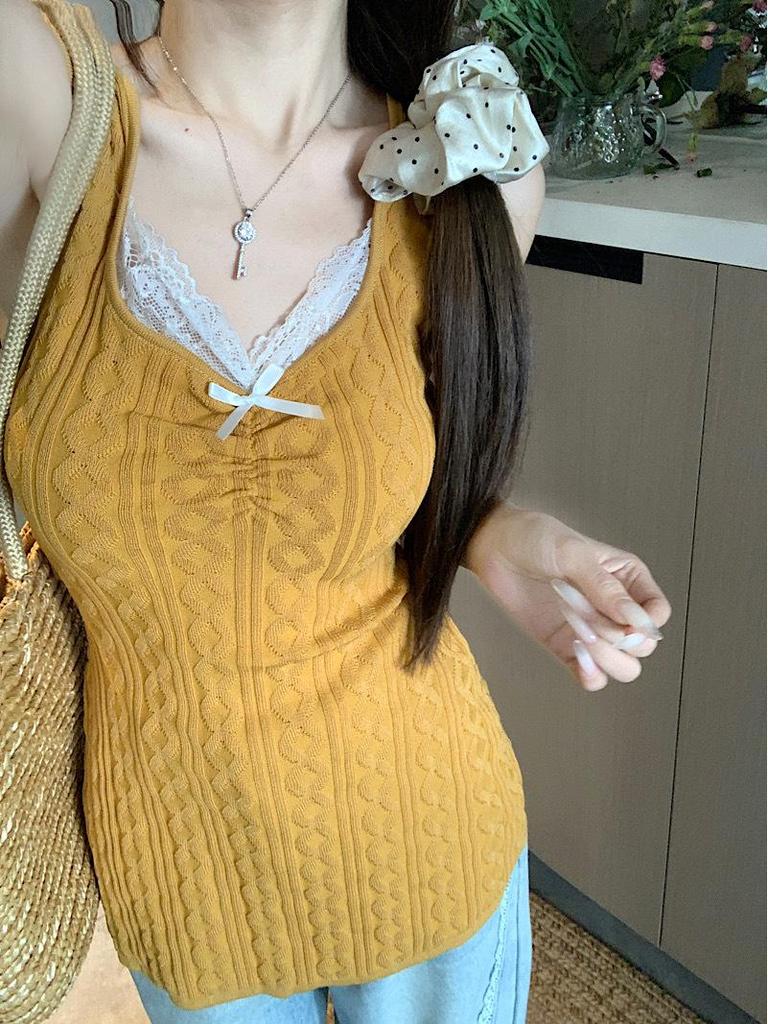 Korean Style Lace Knit Slim-Fit Vest Blouse for Women - Summer Casual Solid Color Pullover