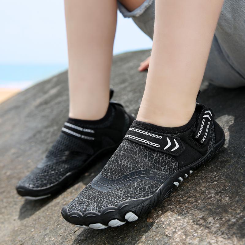 Quick Drying Wading Sneakers for Boys Girls Breathable Kids Swimming Aqua Shoes Anti-slip Lightweight Water Sports Shoes for Surfing Diving Boating